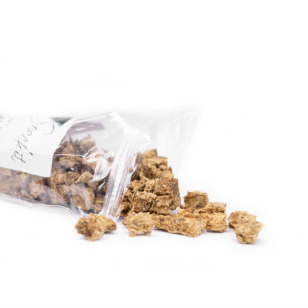 [01-916] Snack'it Mini Trainers Laks 100g